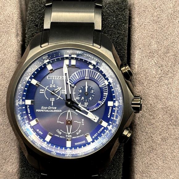 Citizen BL5607-54L Men’s Eco-Drive Sport Chronograph Blue Dial Black IP NIBWT - Picture 4 of 17